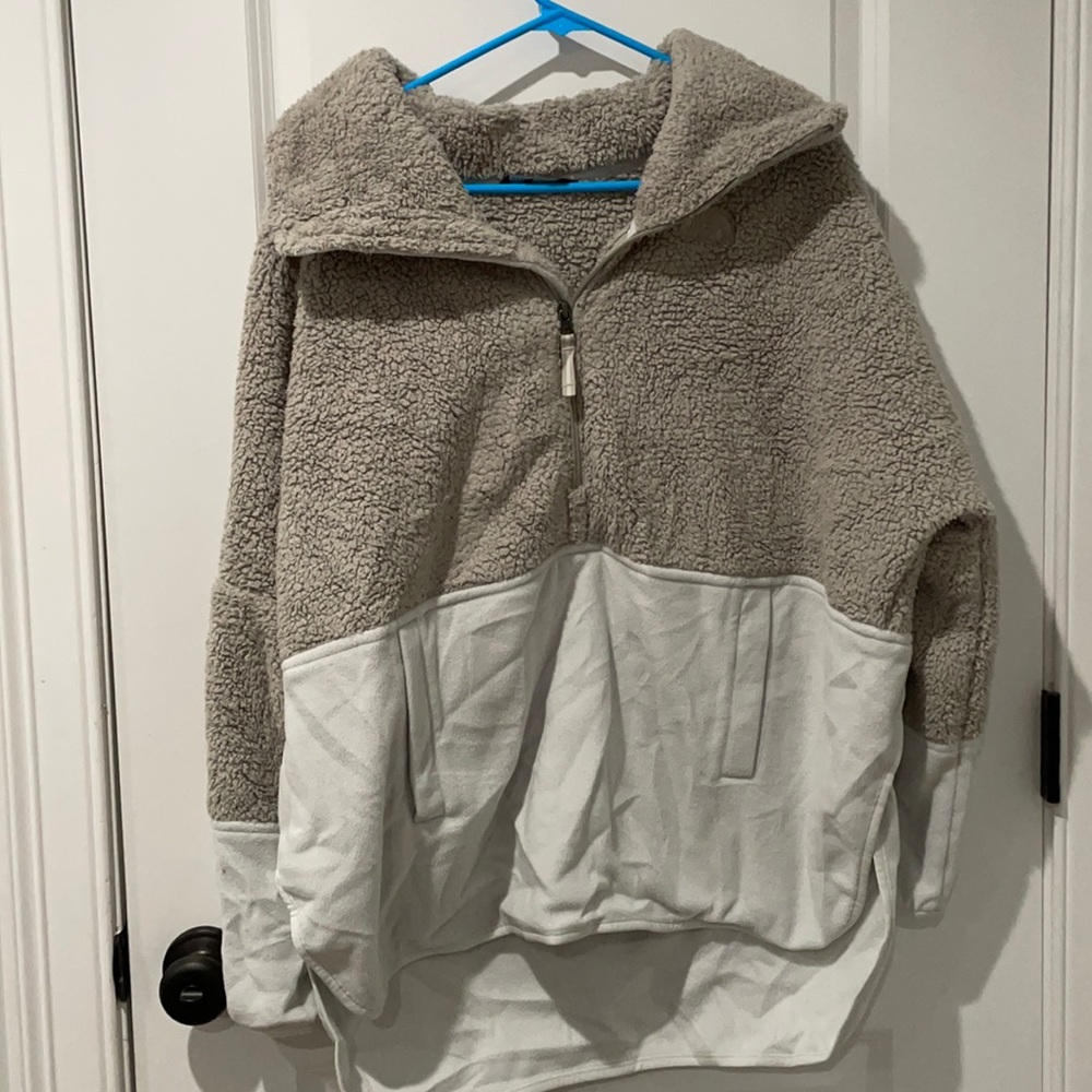 Heavy North Face Pullover